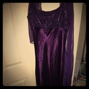Purple spaghetti strap long dress